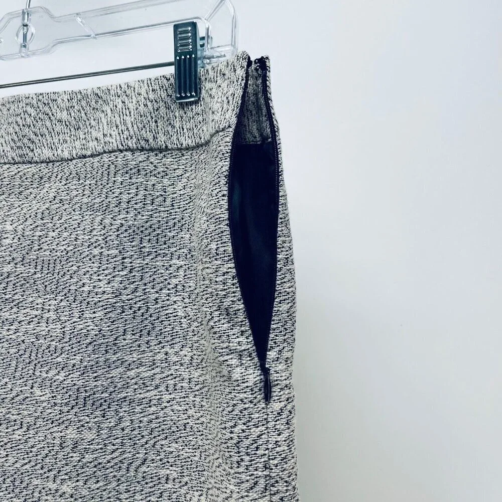 Ann Taylor LOFT Skirt Sz 10P Women’s Straight Mini Lined Maroon Gray White - Picture 9 of 10